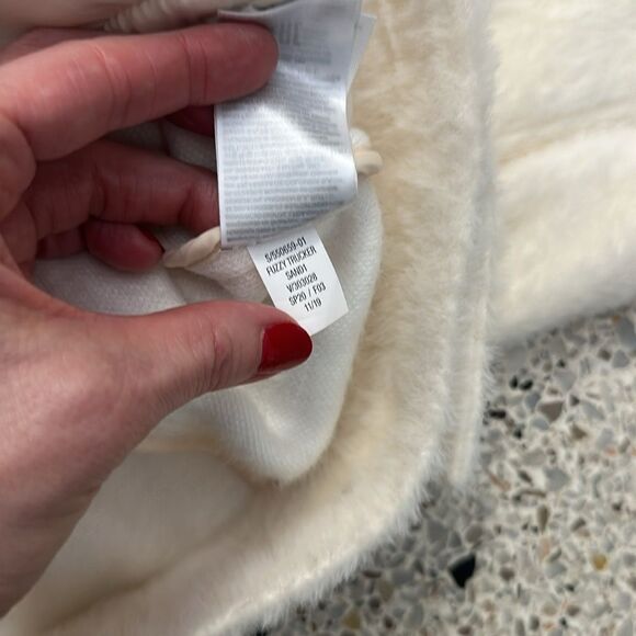 Banana Republic ivory fuzzy teddy bear fur trucker jacket small s button front - Picture 9 of 9